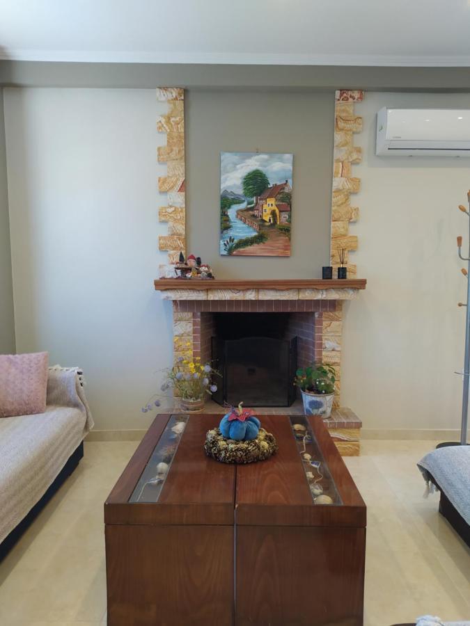 Just Constructed! Villa Gastouni Luaran gambar